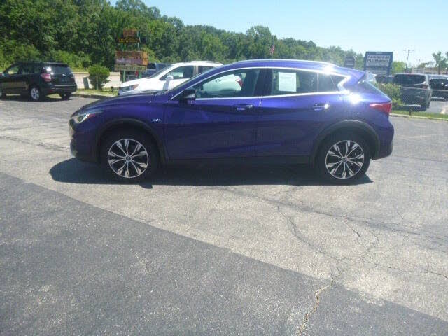 2018 Infiniti QX30 Premium