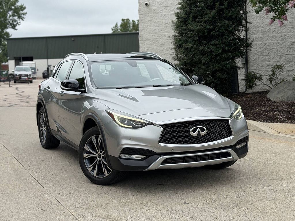2018 Infiniti QX30 Premium