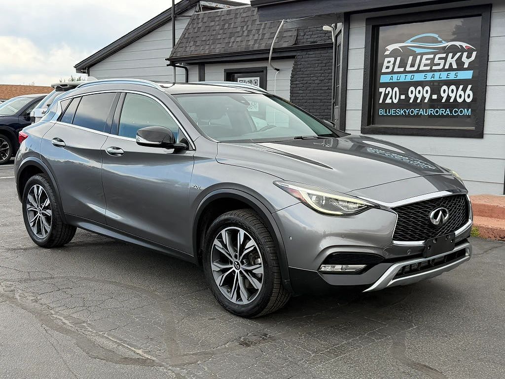 2018 Infiniti QX30 Luxury