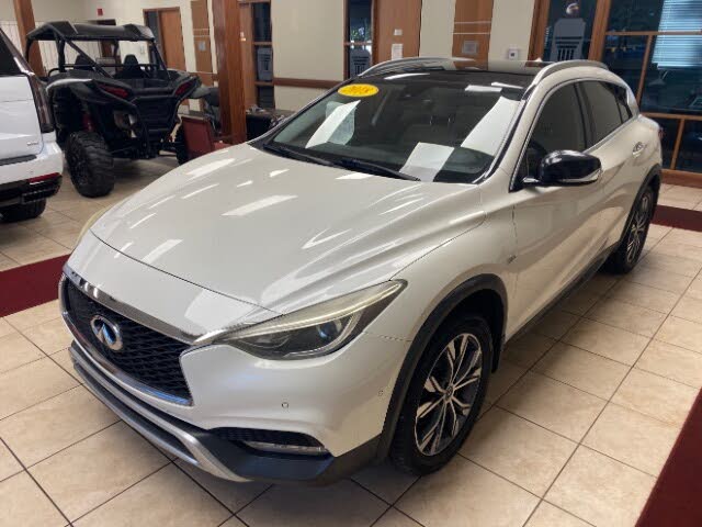 2018 Infiniti QX30 Luxury