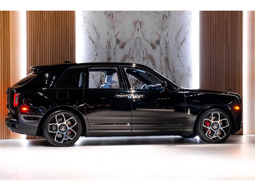2023 Rolls-Royce Cullinan Black Badge