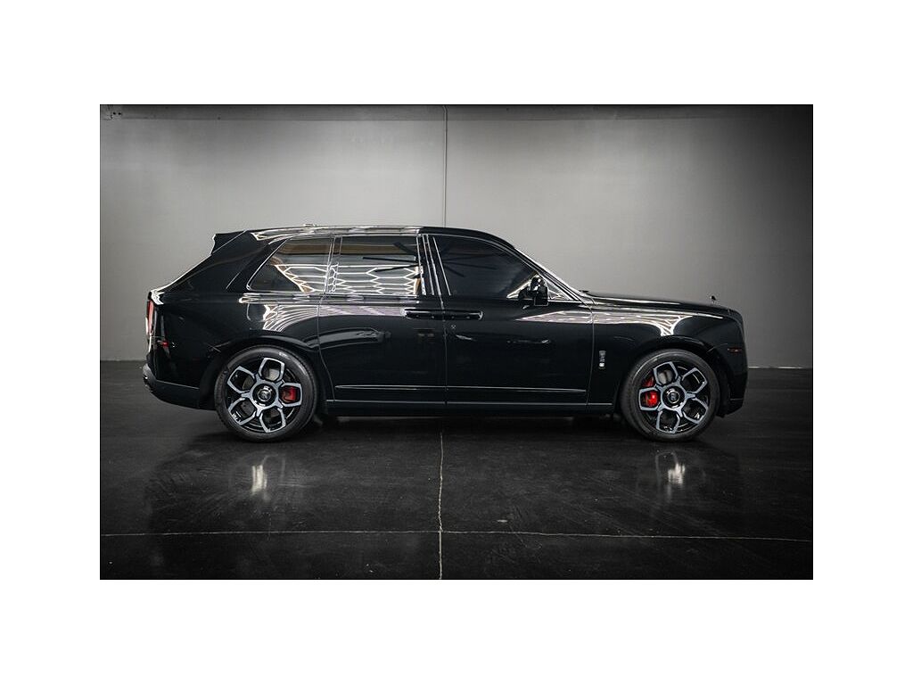 2023 Rolls-Royce Cullinan Black Badge