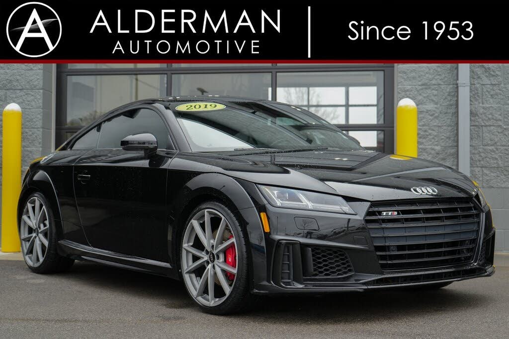 Vehicle Image 1 of 41 for 2019 Audi TTS