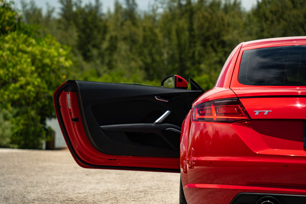 Vehicle Image 122 of 157 for 2018 Audi TT