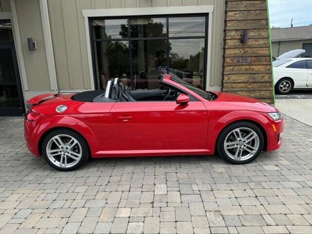 Vehicle Image 137 of 167 for 2017 Audi TT