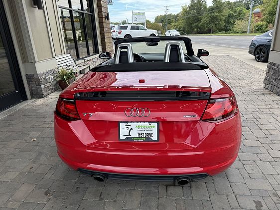 2017 Audi TT - 30