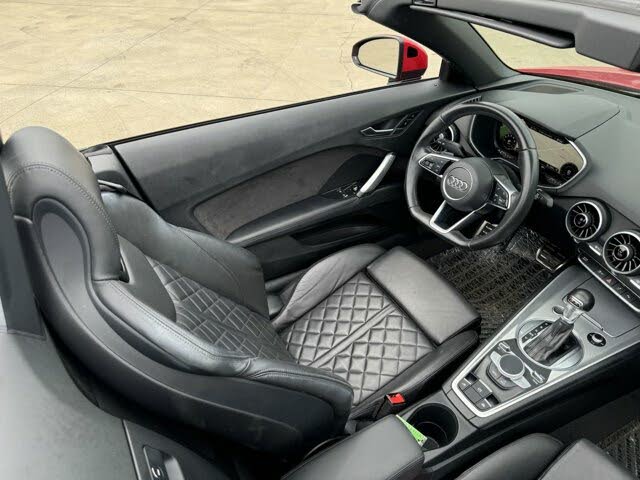 Vehicle Image 92 of 167 for 2017 Audi TT