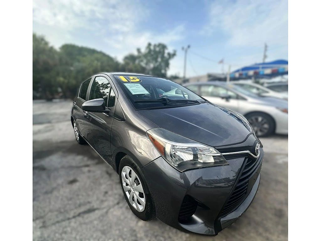 2015 Toyota Yaris SE