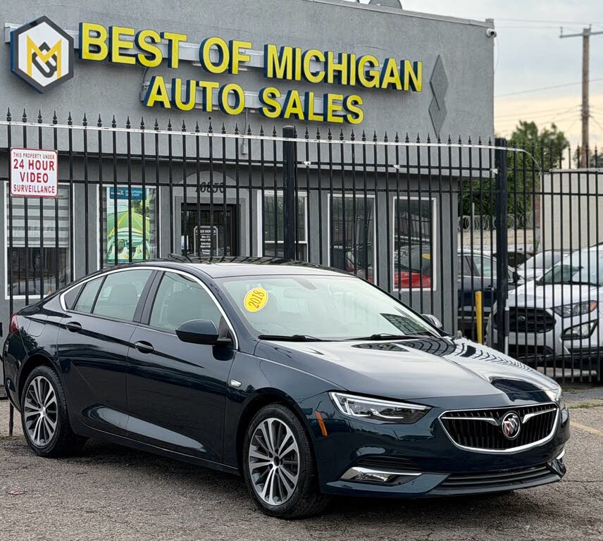 2018 Buick Regal Sportback Essence