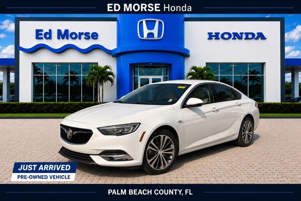 2019 Buick Regal Sportback Essence