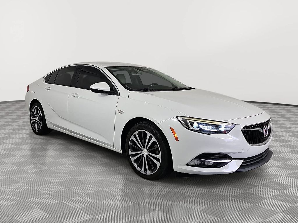 2018 Buick Regal Essence