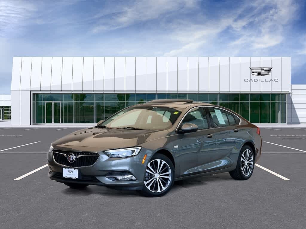 2018 Buick Regal Sportback Essence