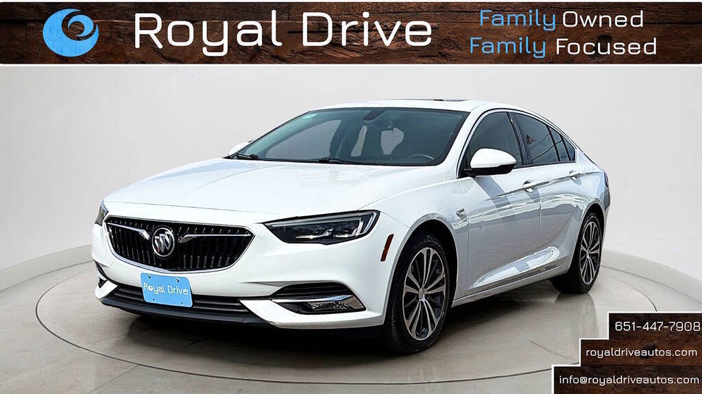 2018 Buick Regal Sportback Essence