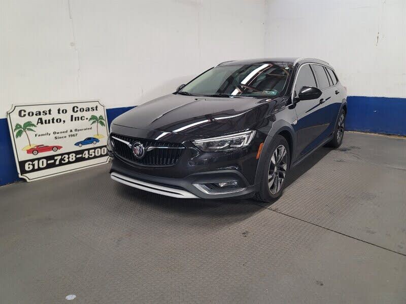 2019 Buick Regal TourX Essence