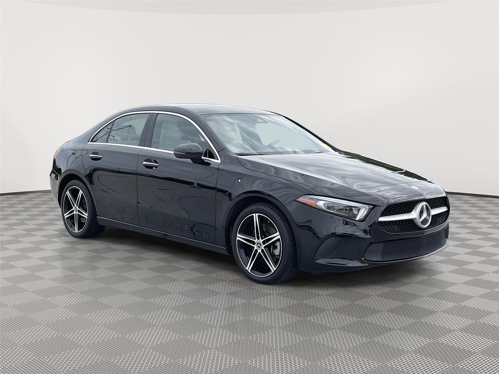 2022 Mercedes-Benz A-Class A 220 4MATIC