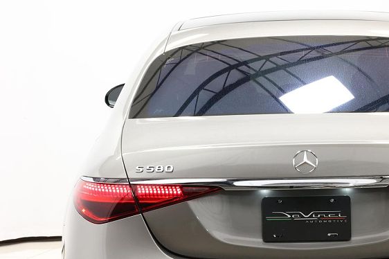 2022 Mercedes-Benz S-Class - 401