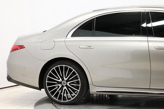 2022 Mercedes-Benz S-Class - 410