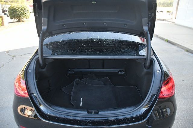 Mercedes-Benz C-Class C 300 2023 — миниатюра 9