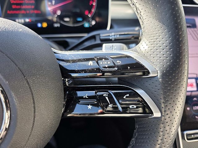 Mercedes-Benz C-Class C 300 2024 — миниатюра 14