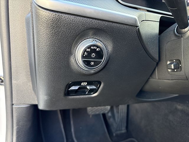 Mercedes-Benz C-Class C 300 2024 — миниатюра 19