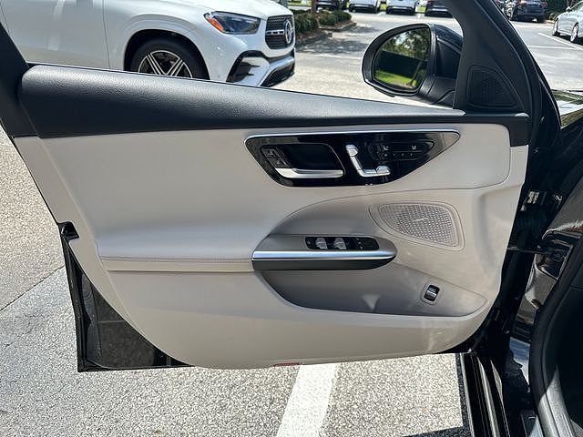 Mercedes-Benz C-Class C 300 2025 — миниатюра 19