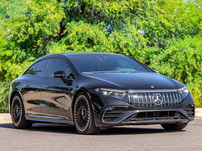 2022 Mercedes-Benz EQS photo 3