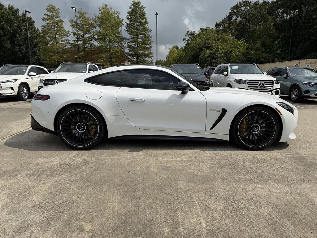 2025 Mercedes-Benz AMG GT 55