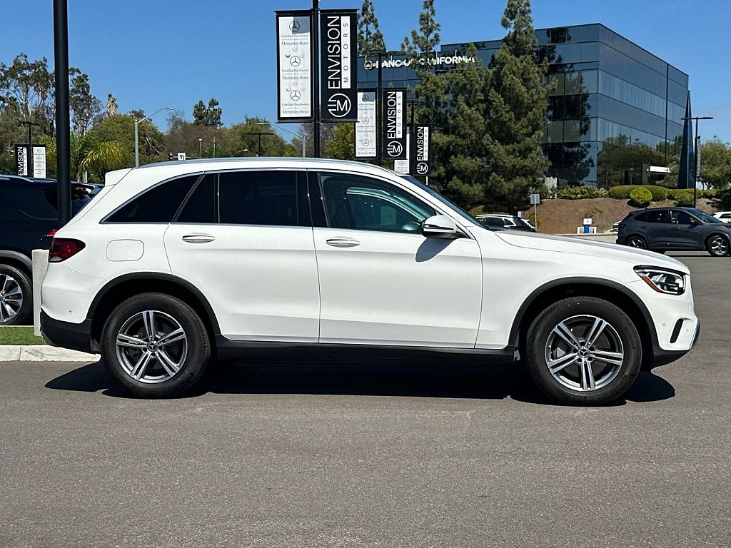 2021 Mercedes-Benz GLC 300 GLC 300
