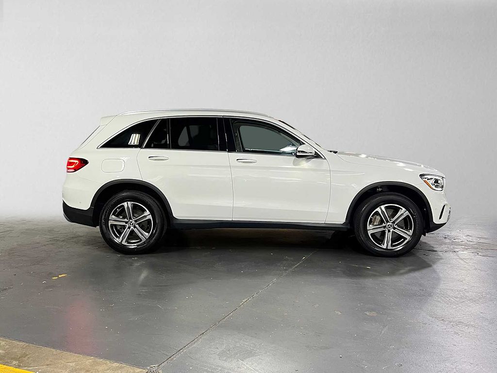 2022 Mercedes-Benz GLC 300 GLC 300
