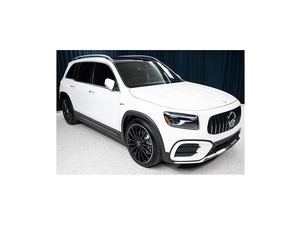 2026 Mercedes-Benz GLB AMG GLB 35