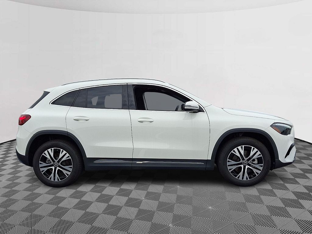 2025 Mercedes-Benz GLA 250 4MATIC