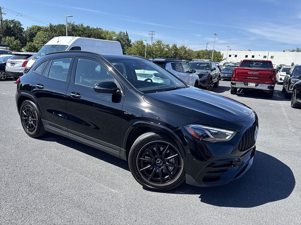 2025 Mercedes-Benz GLA AMG GLA 35