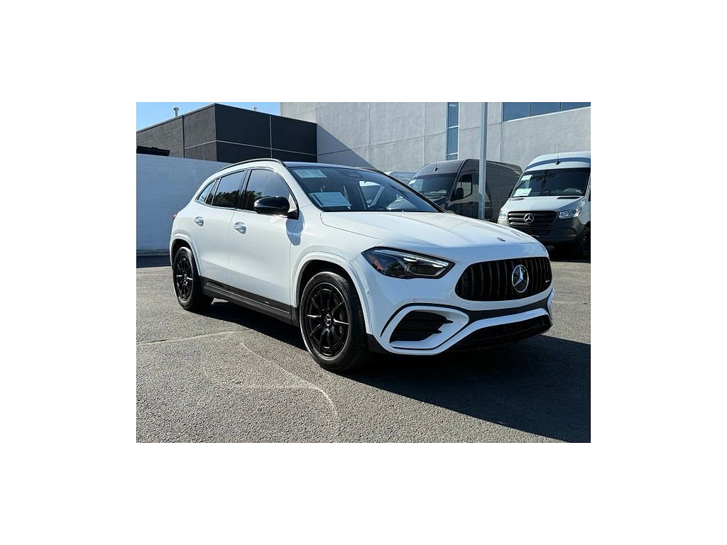 2026 Mercedes-Benz GLA AMG GLA 35