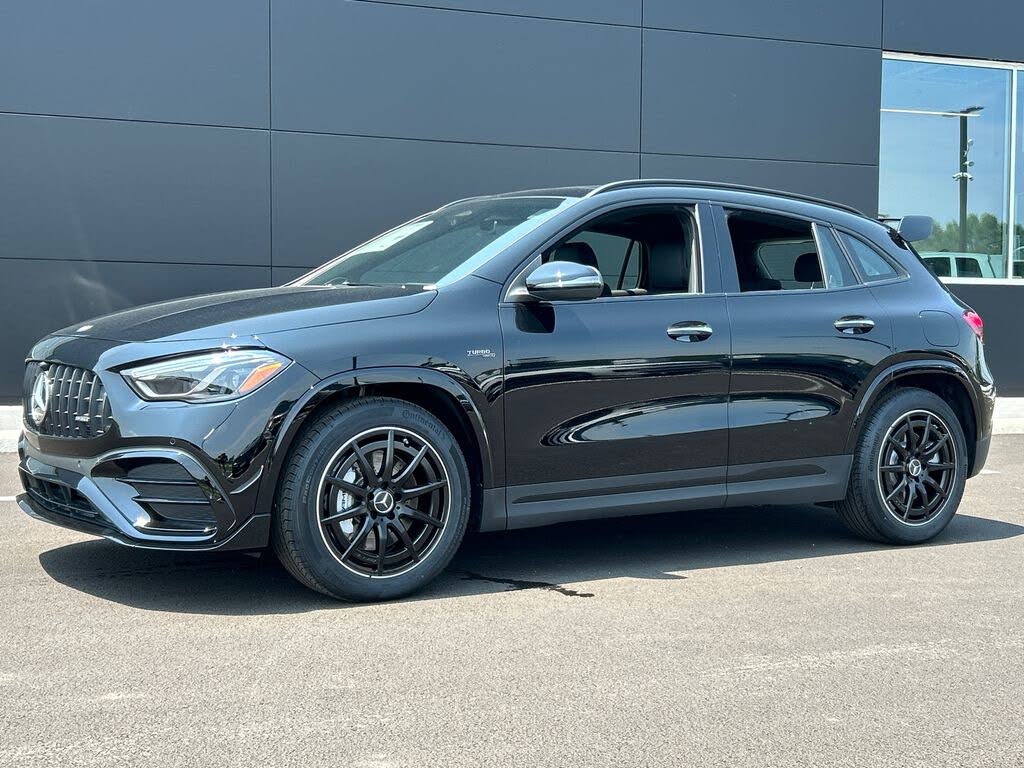 2026 Mercedes-Benz GLA AMG GLA 35