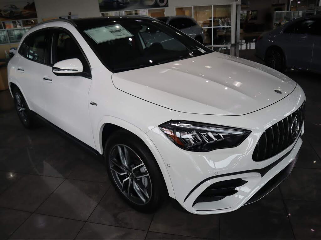 2026 Mercedes-Benz GLA AMG GLA 35