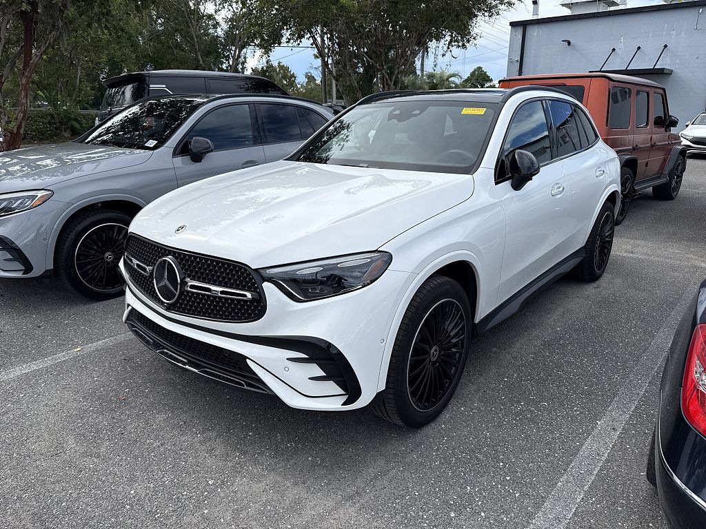 2023 Mercedes-Benz GLC 300 GLC 300