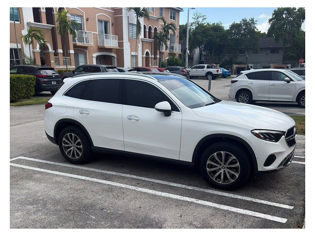 2024 Mercedes-Benz GLC 300 GLC 300