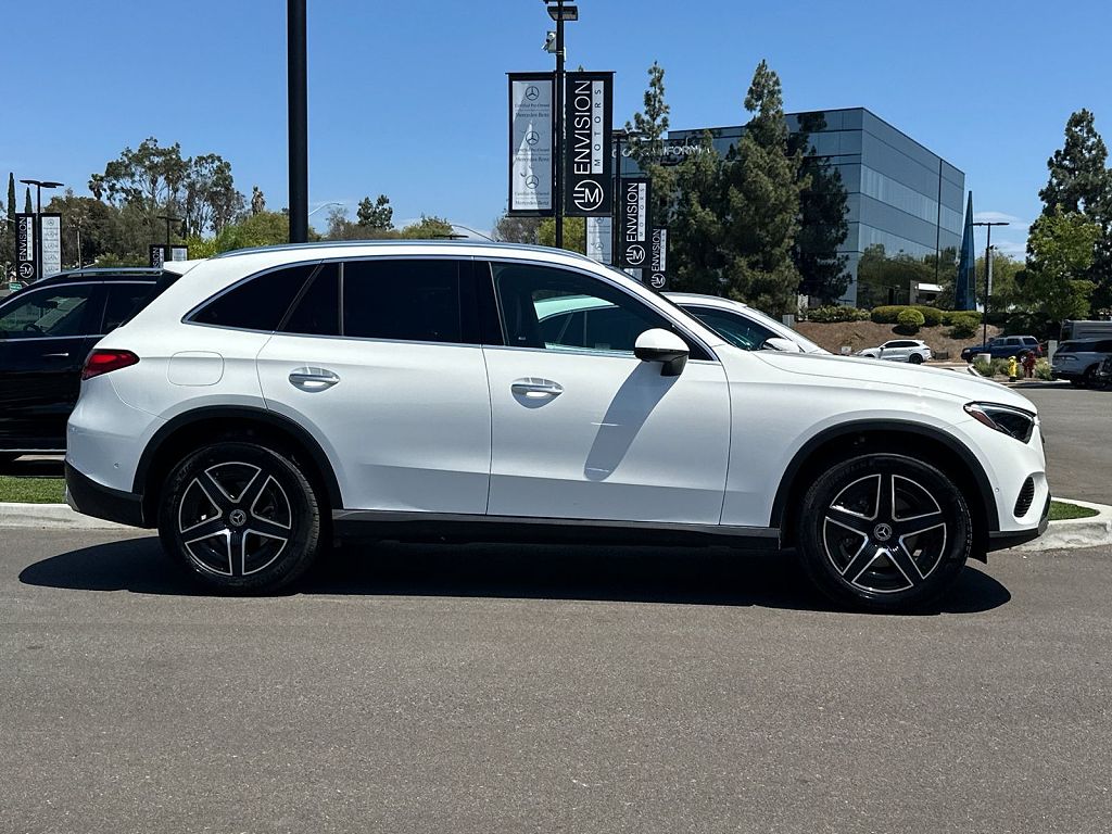 2026 Mercedes-Benz GLC 300 GLC 300