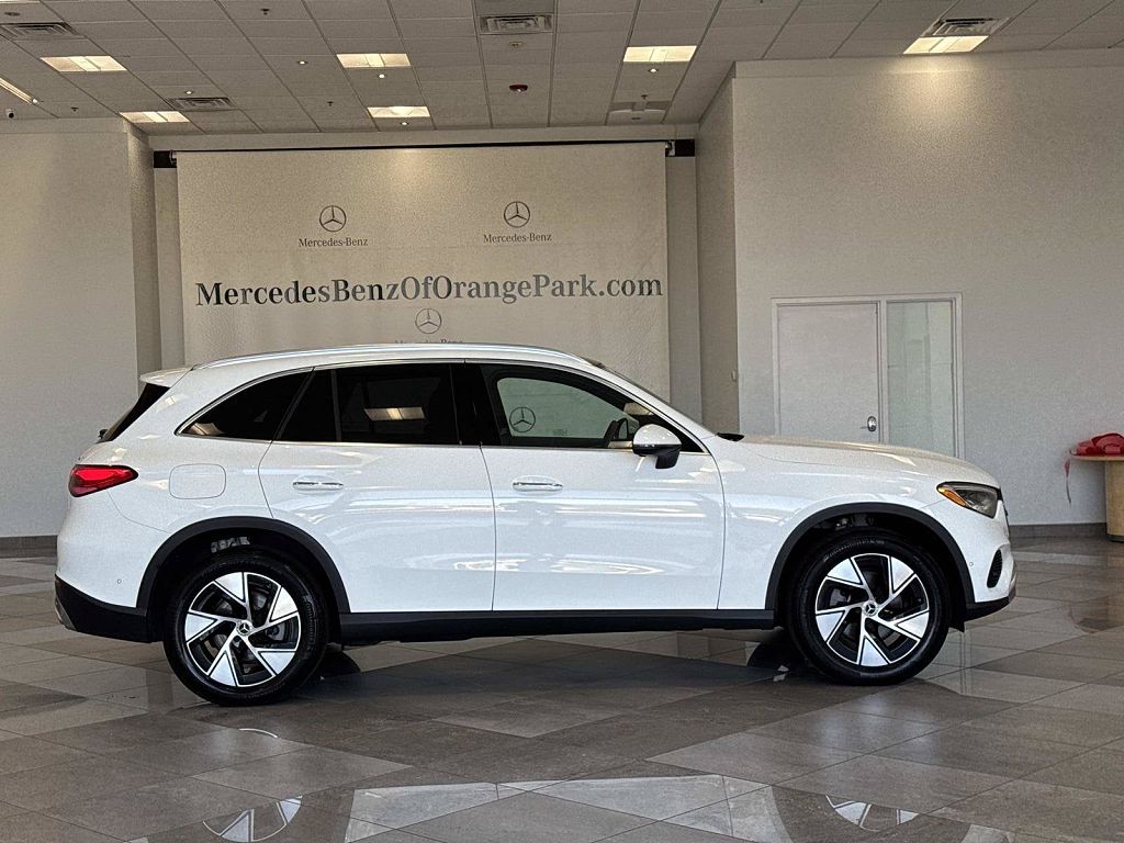 2024 Mercedes-Benz GLC 300 4MATIC