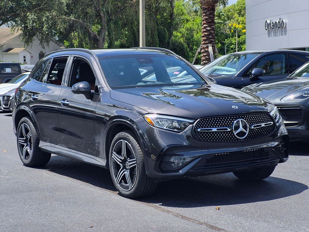 2025 Mercedes-Benz GLC GLC 300 4MATIC