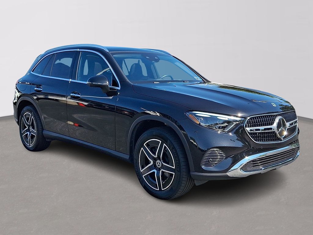 2026 Mercedes-Benz GLC 300 4MATIC