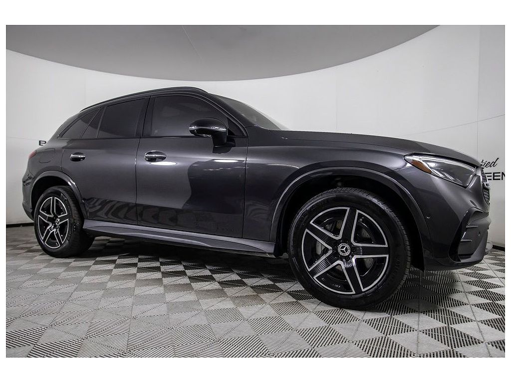 2025 Mercedes-Benz GLC GLC 300 4MATIC