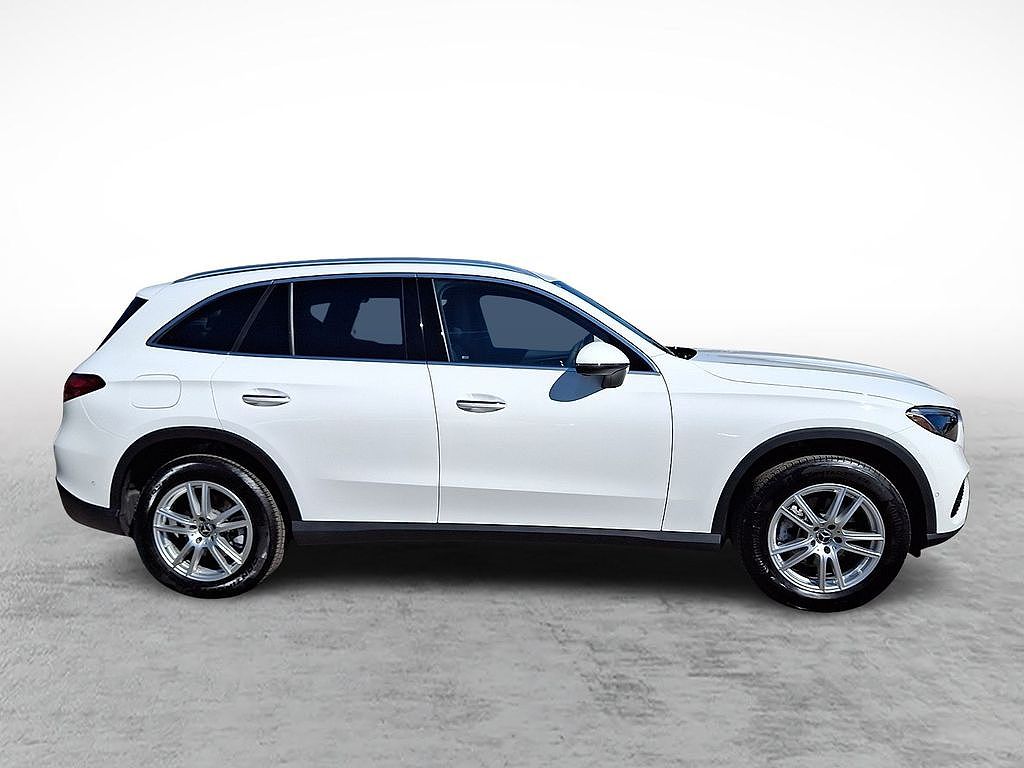 2025 Mercedes-Benz GLC 300 4MATIC