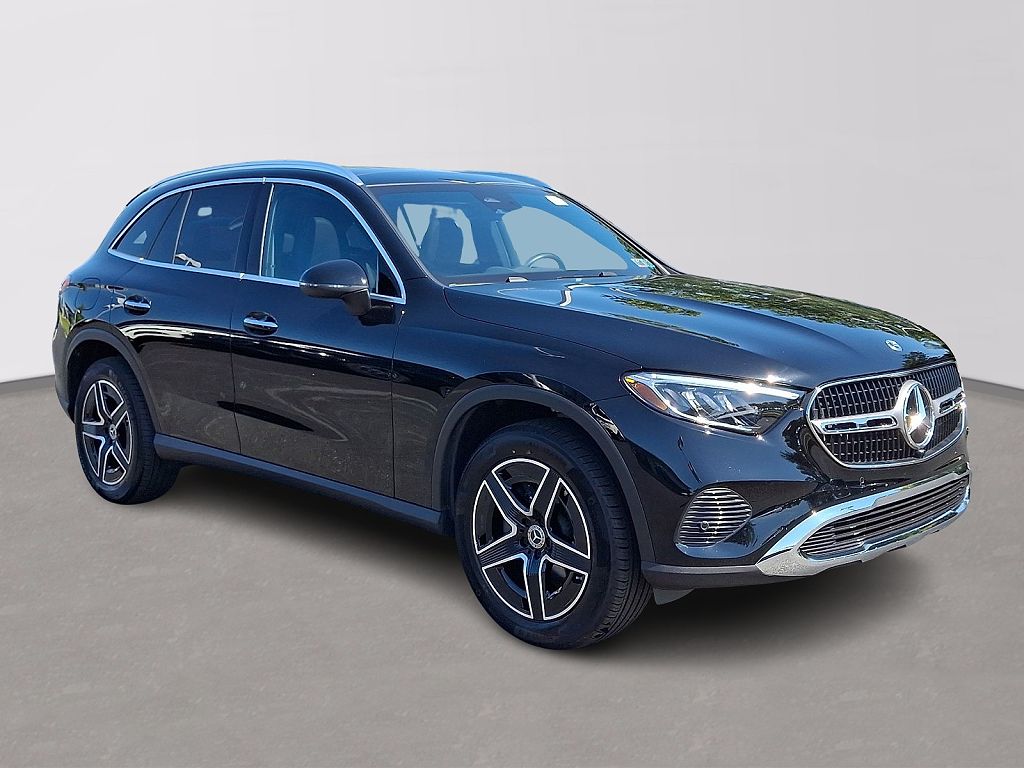 2026 Mercedes-Benz GLC 300 4MATIC