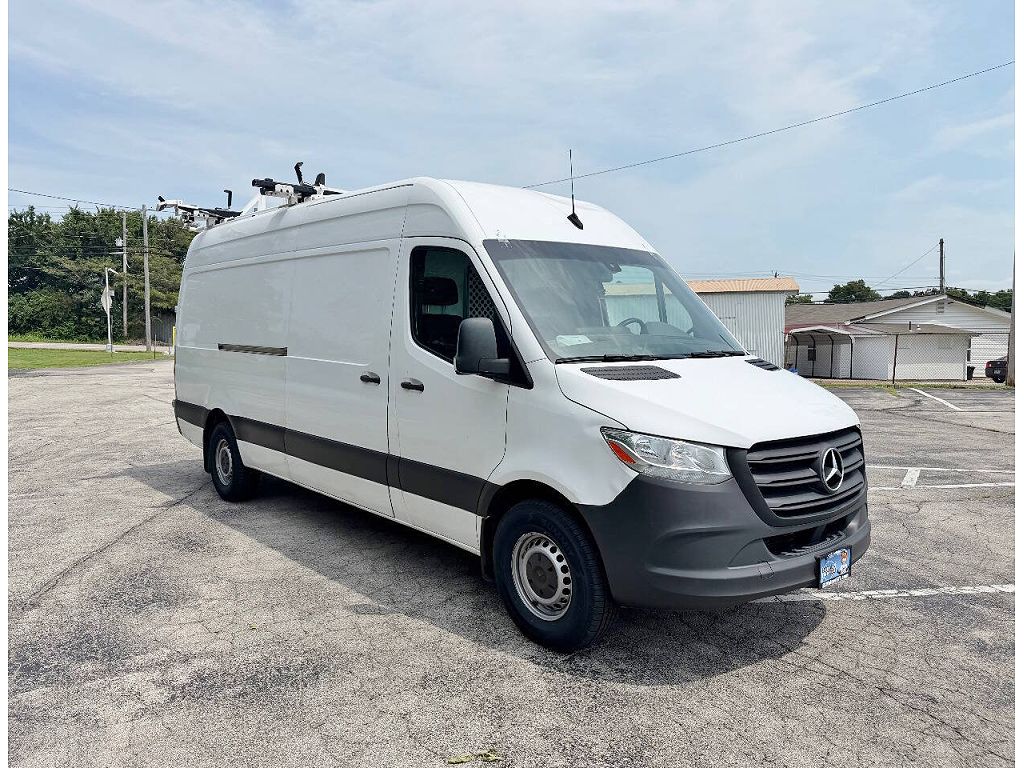 2021 Mercedes-Benz Sprinter 2500 170" WB Crew