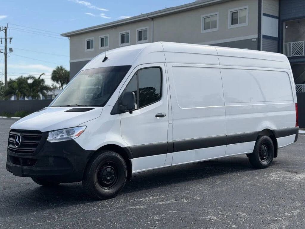 2021 Mercedes-Benz Sprinter 2500 170" WB Crew