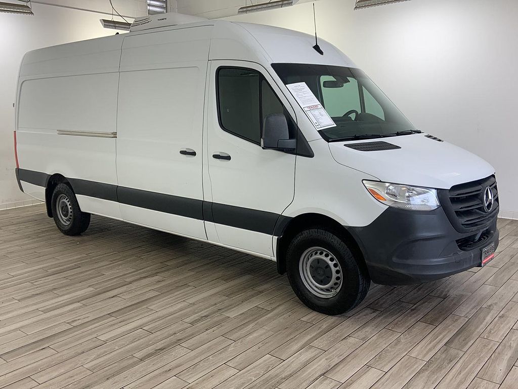 2020 Mercedes-Benz Sprinter 2500 170" WB Crew