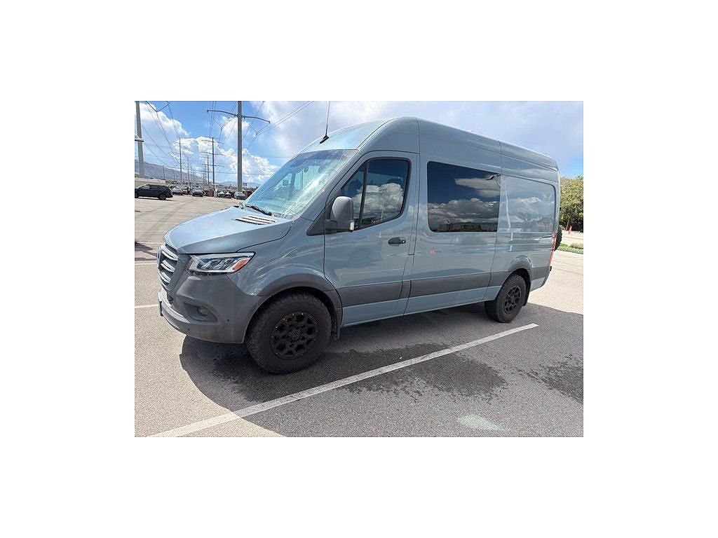 2021 Mercedes-Benz Sprinter 2500 144" WB Crew
