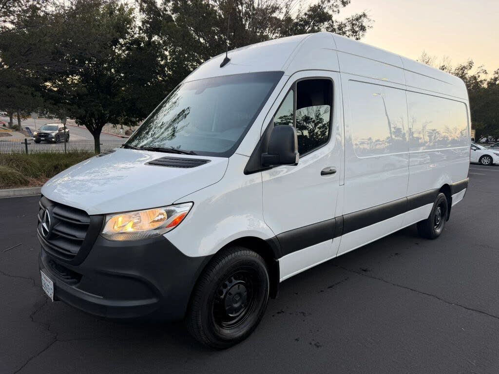 2021 Mercedes-Benz Sprinter 2500 170" WB Crew