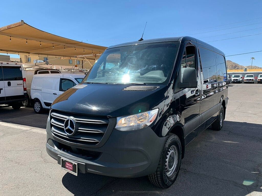 2020 Mercedes-Benz Sprinter 2500 144" WB Crew